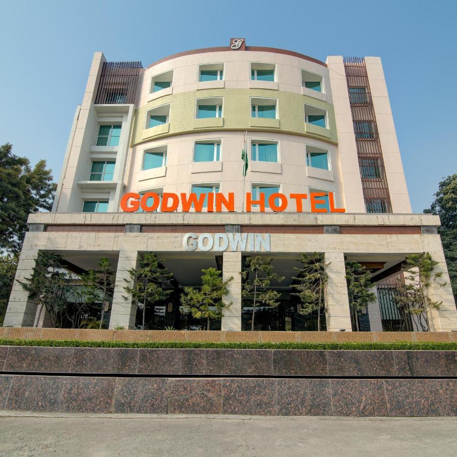 Отель Godwin Харидвар Экстерьер фото